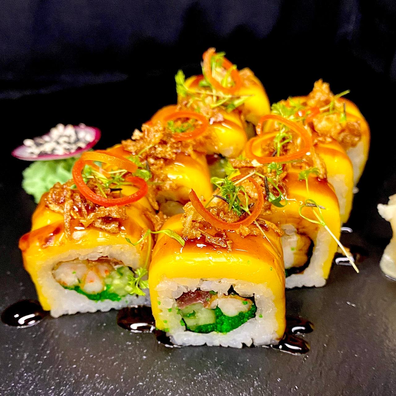 Фото РОЛЛ ХОХЛАНД